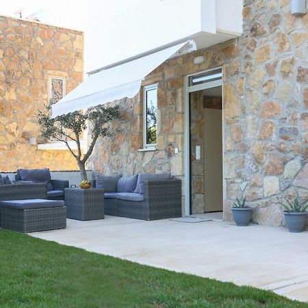 Villa Douglas - Private Pool, Bbq, 4Bdrms, View Pefkochori Dış mekan fotoğraf