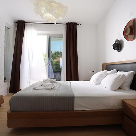Villa Douglas - Private Pool, Bbq, 4Bdrms, View Pefkochori Dış mekan fotoğraf