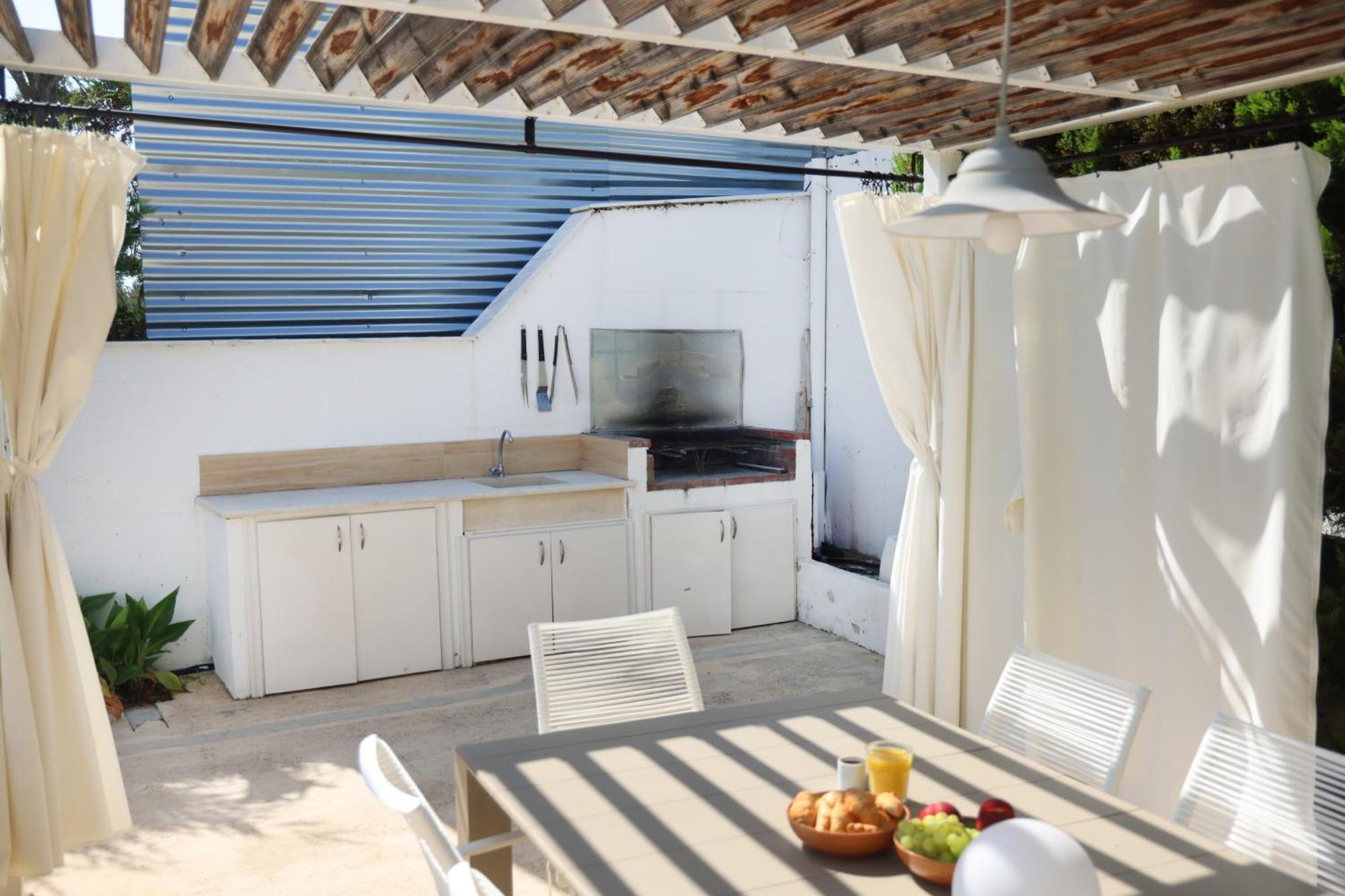 Villa Douglas - Private Pool, Bbq, 4Bdrms, View Pefkochori Dış mekan fotoğraf