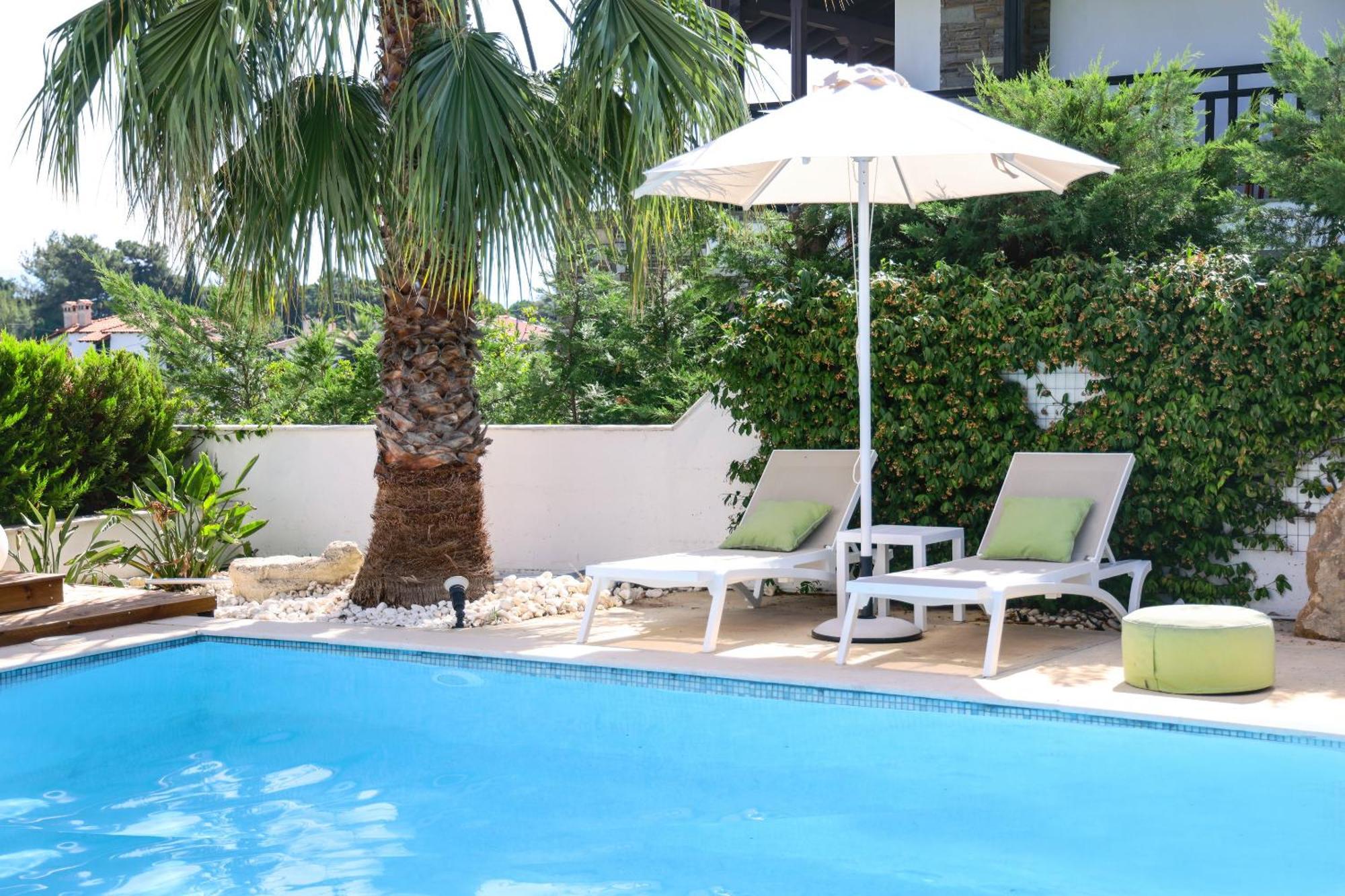 Villa Douglas - Private Pool, Bbq, 4Bdrms, View Pefkochori Dış mekan fotoğraf