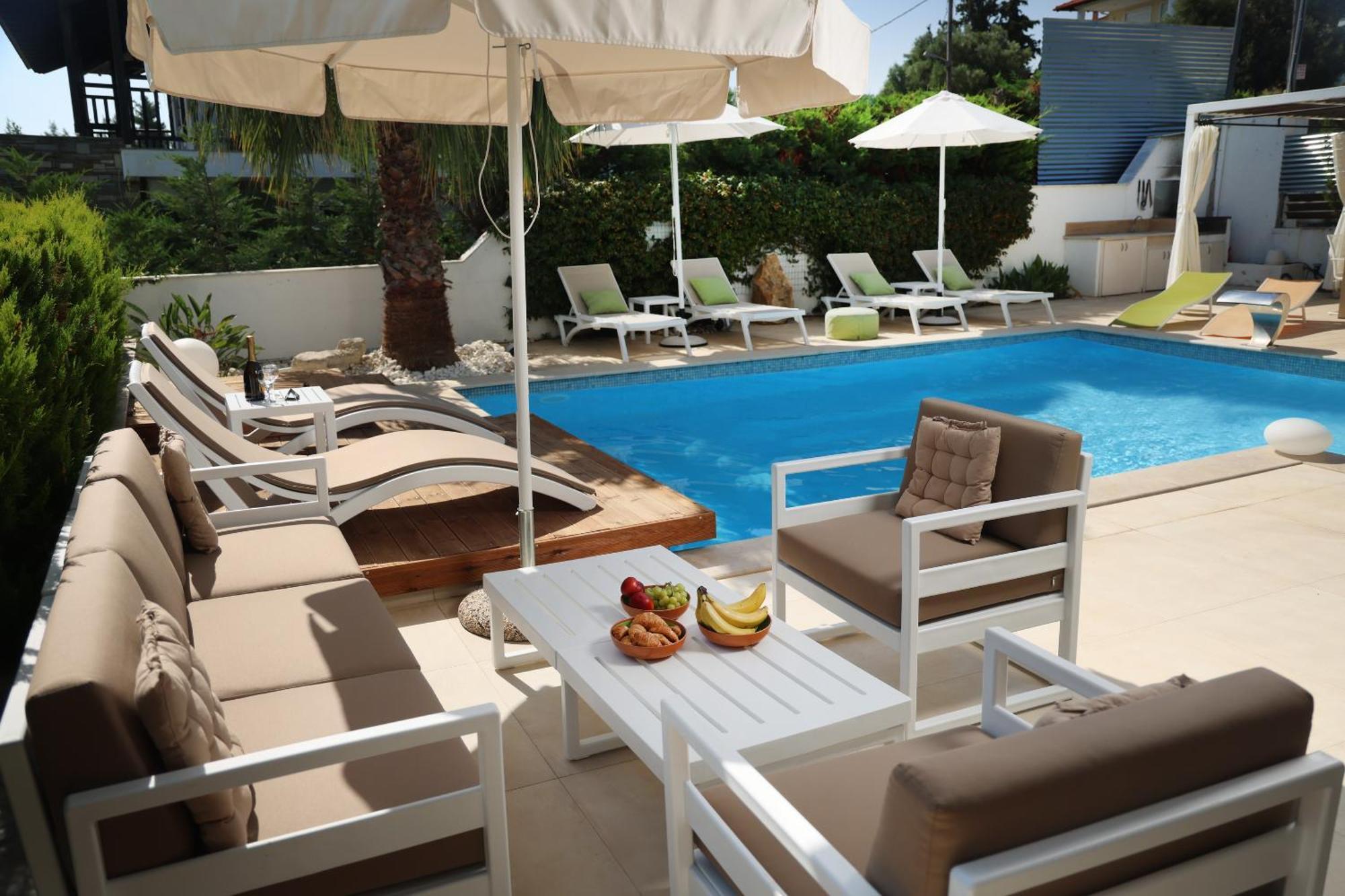 Villa Douglas - Private Pool, Bbq, 4Bdrms, View Pefkochori Dış mekan fotoğraf