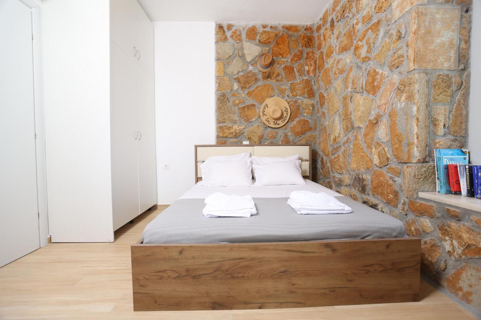 Villa Douglas - Private Pool, Bbq, 4Bdrms, View Pefkochori Dış mekan fotoğraf